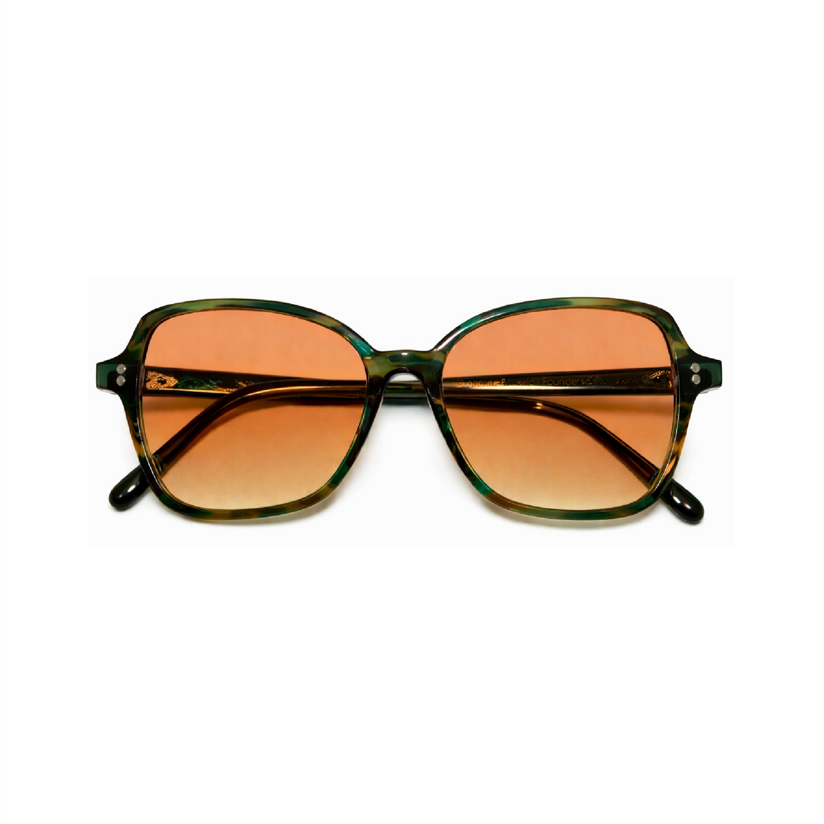 ESSENTIA · Cypress