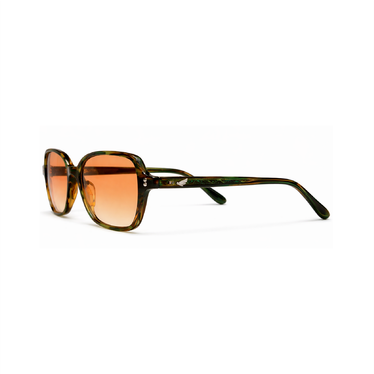 ESSENTIA · Cypress